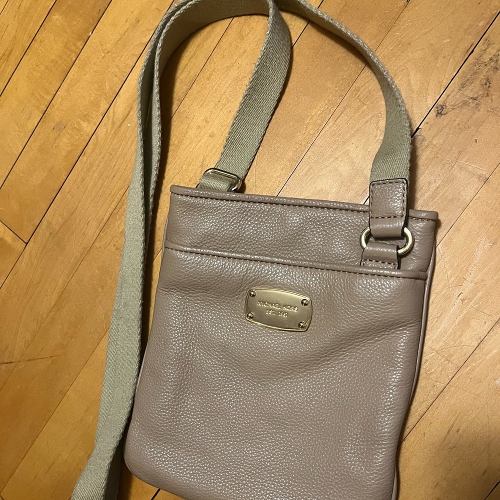 Michael Kors purse